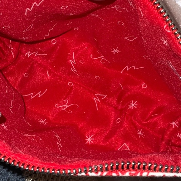 🎁4/$20 Kiehl’s makeup bag - Picture 3 of 5